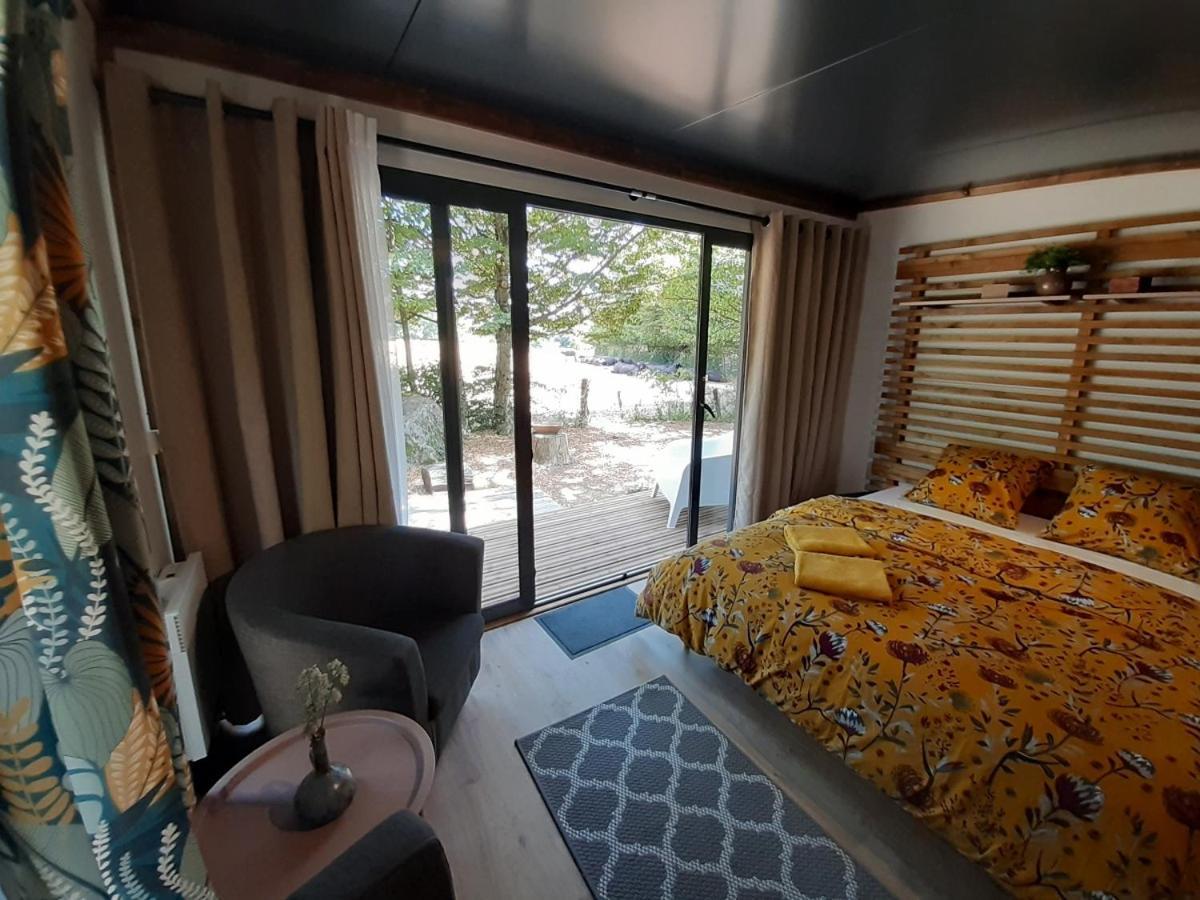 Camping Etang Du Camp Senergues ภายนอก รูปภาพ