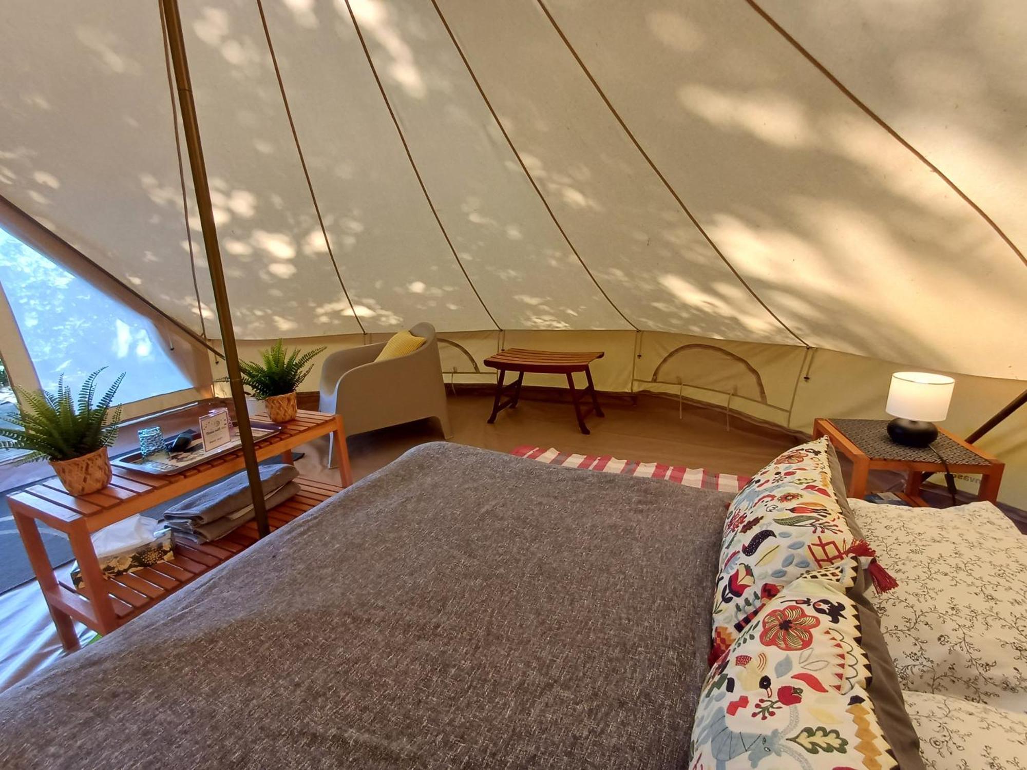 Camping Etang Du Camp Senergues ภายนอก รูปภาพ